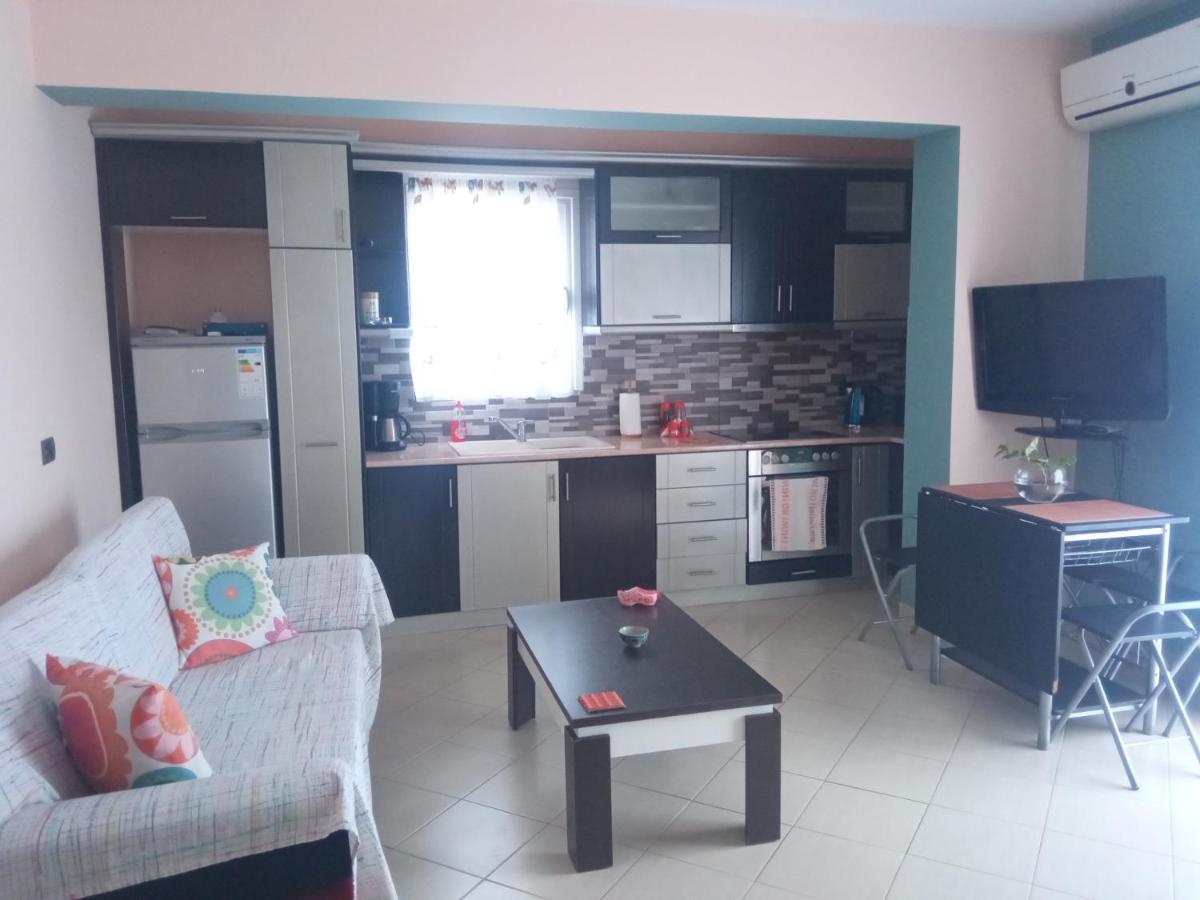 Sunny Apartment Саранда Экстерьер фото