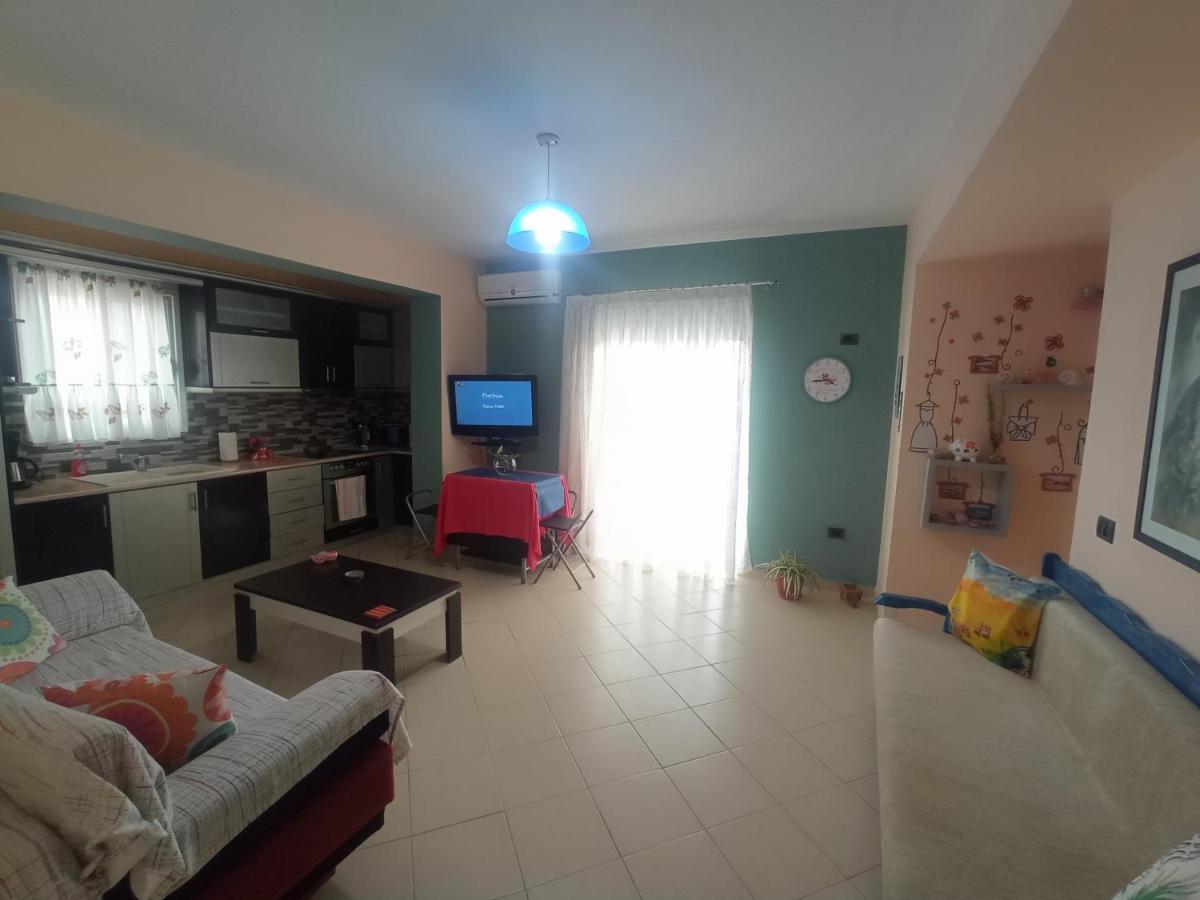 Sunny Apartment Саранда Экстерьер фото