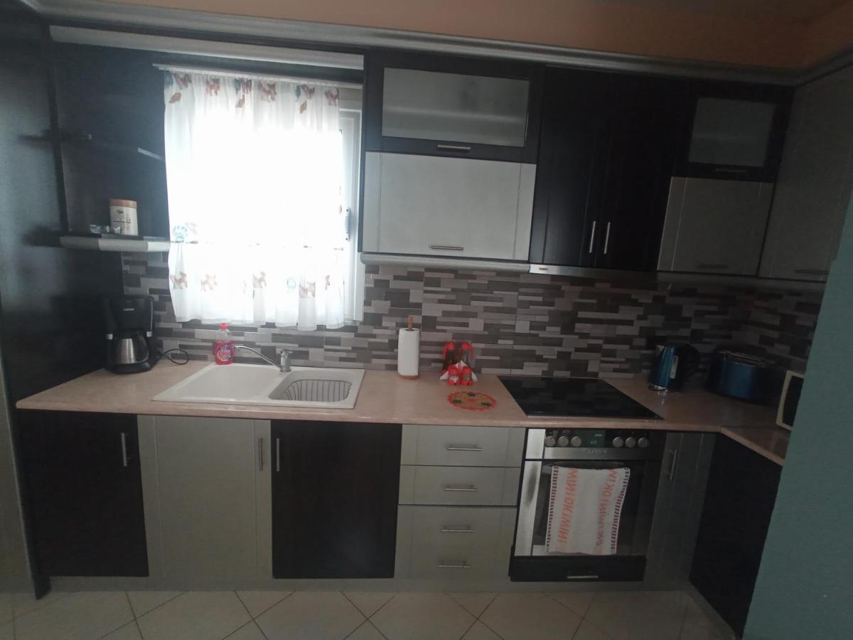 Sunny Apartment Саранда Экстерьер фото