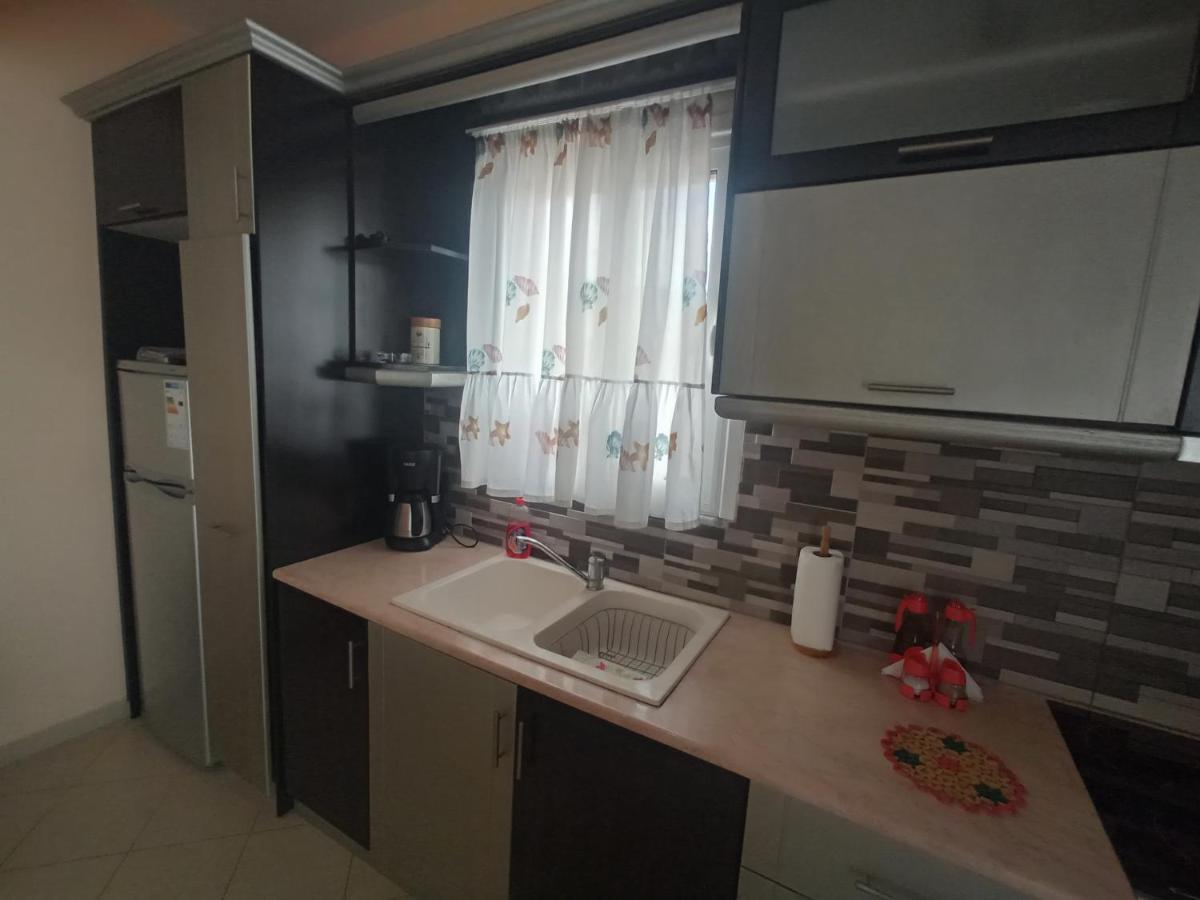 Sunny Apartment Саранда Экстерьер фото